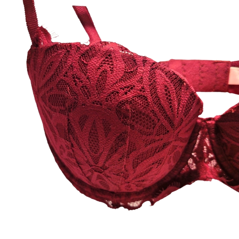 NWOT Victoria's Secret push-up bra